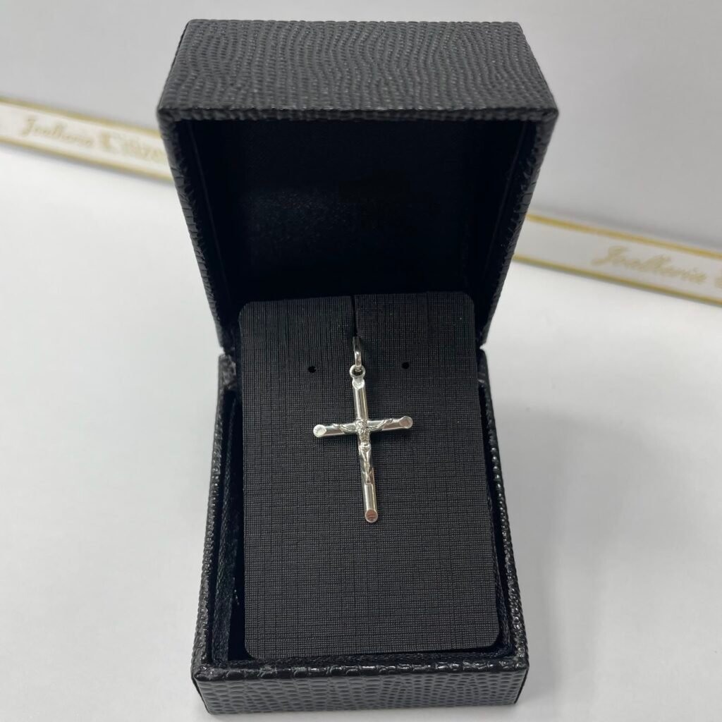 PINGENTE CRUZ COM CRISTO EM PRATA 925- 105453