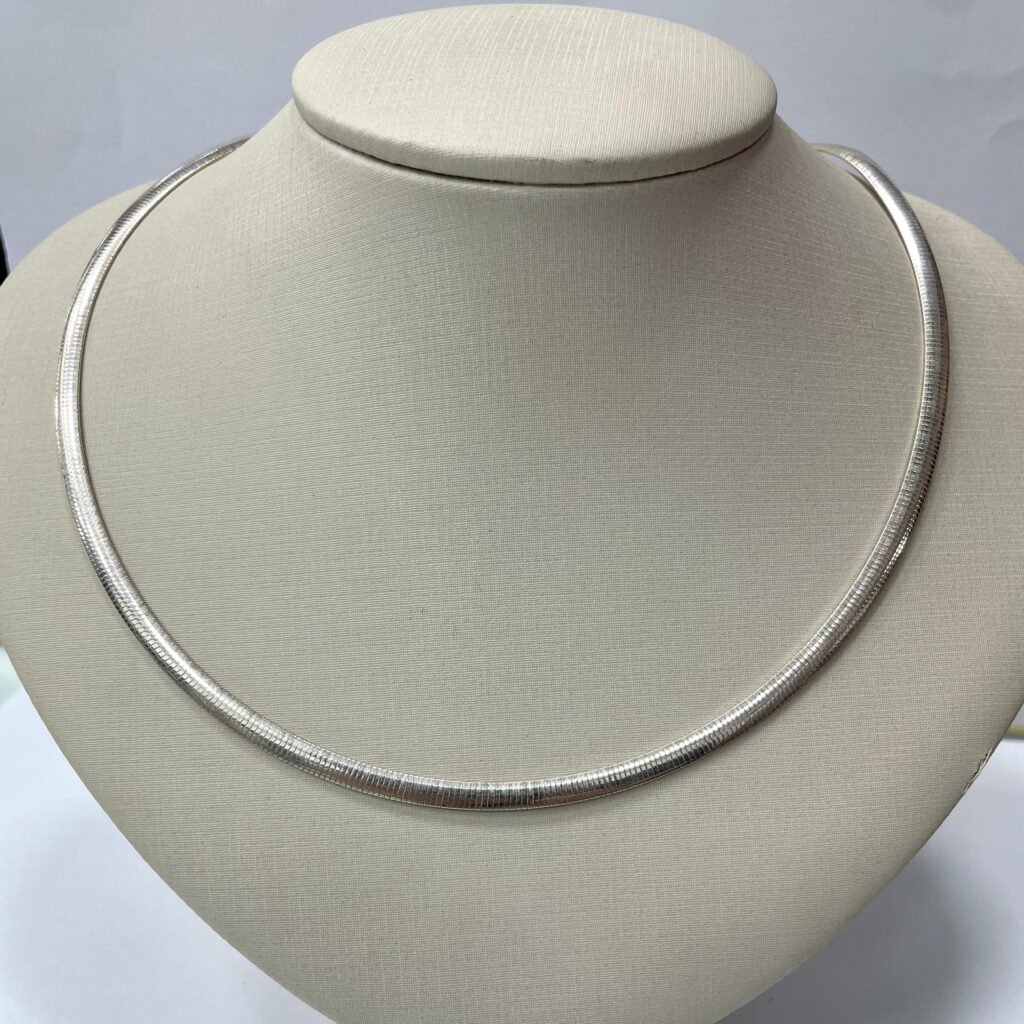COLAR ÔMEGA EM PRATA 925- 1300040471033950