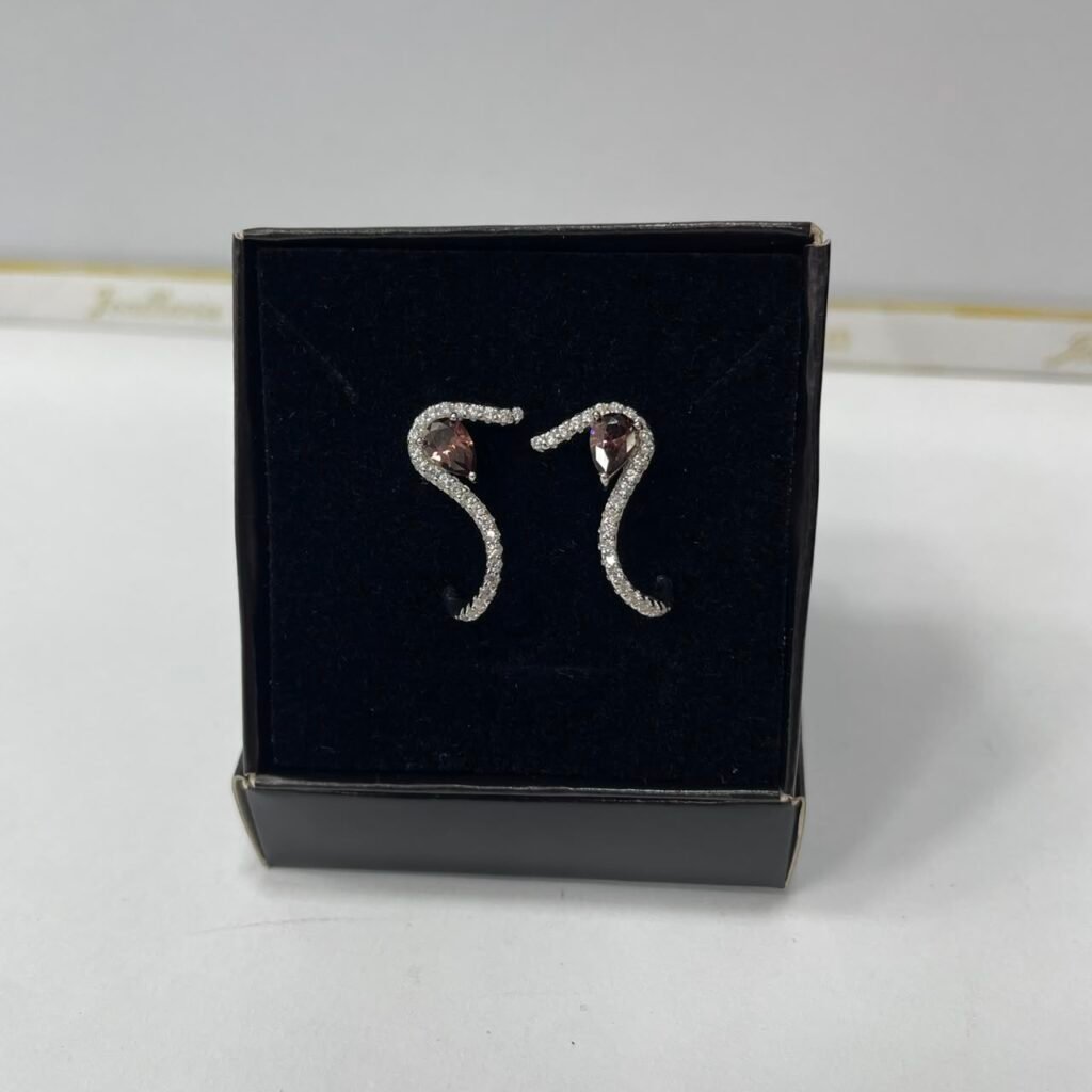 BRINCO MULTIFORMAS EAR CUFF EM PRATA 925- 16030004000149450