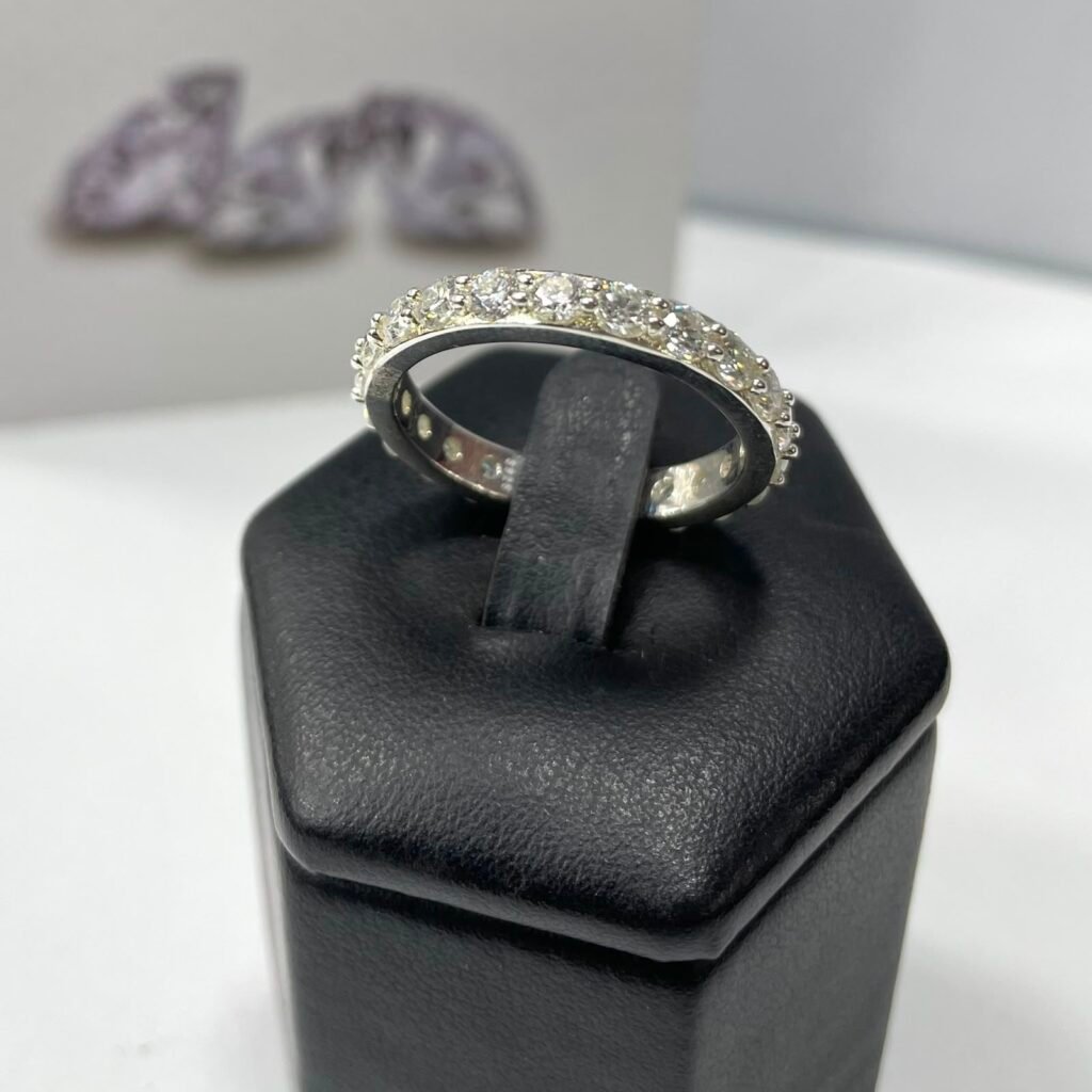 ALIANÇA INTEIRA EM PRATA 925 COM MOISSANITES- 41990279-AL