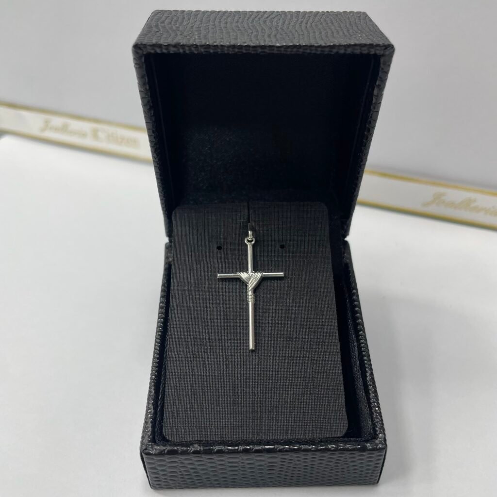 PINGENTE CRUZ COM TRANÇADO EM PRATA 925- 429039-PGC