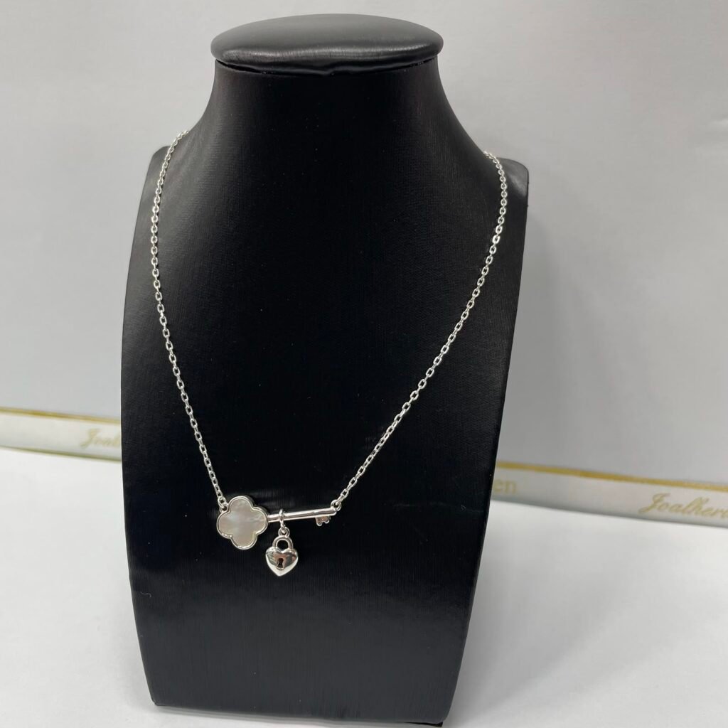 COLAR EM PRATA 925 CHAVE- 479099-CR