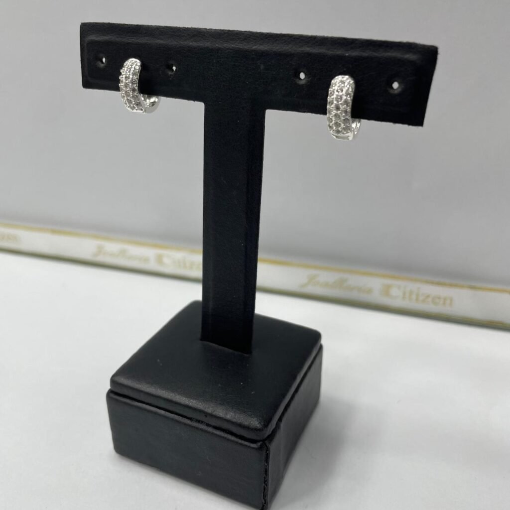 ARGOLA EM PRATA 925 COM ZIRCÔNIAS- 480099ARG