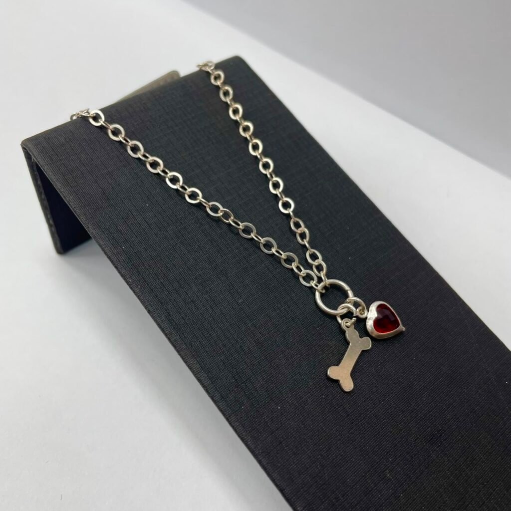 PULSEIRA ELOS IGUAIS C/ PINGENTE CACHORRO E CORAÇÃO-82433