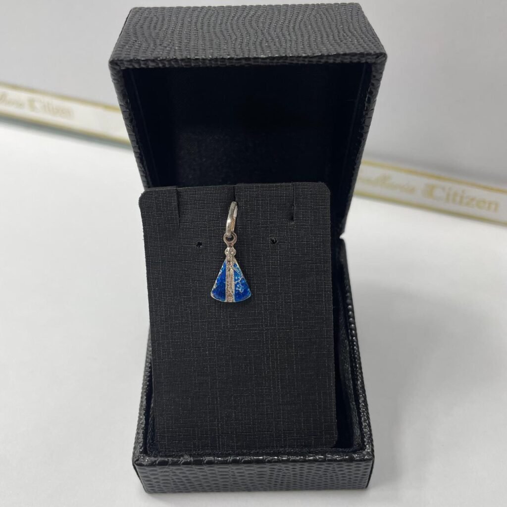 PINGENTE NOSSA SENHORA APARECIDA ESMALTADA EM PRATA 925- 82556