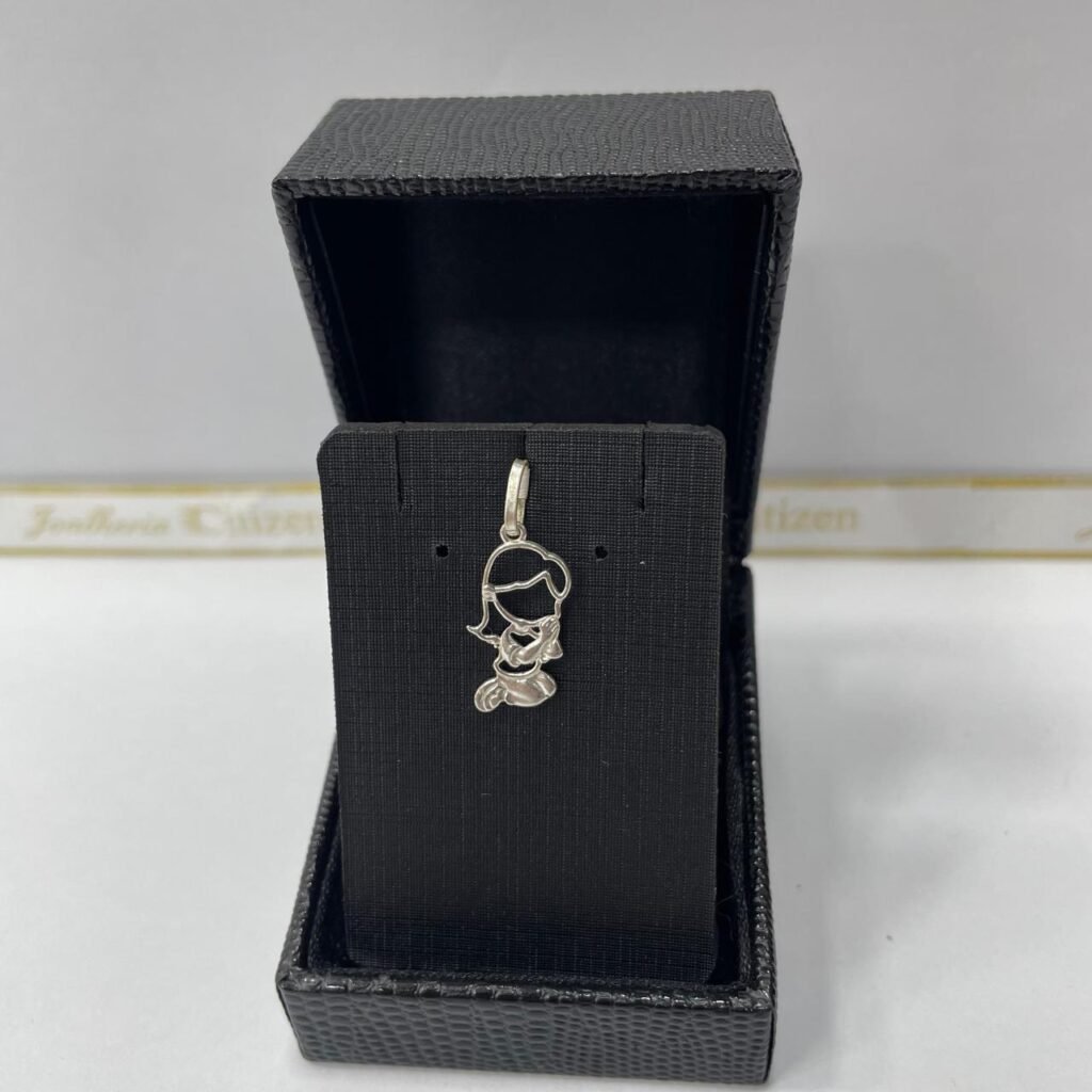 PINGENTE MENINA ORAÇÃO EM PRATA 925- 91343