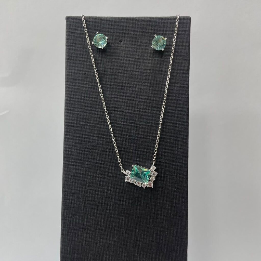 CONJUNTO EM PRATA 925 VERDE